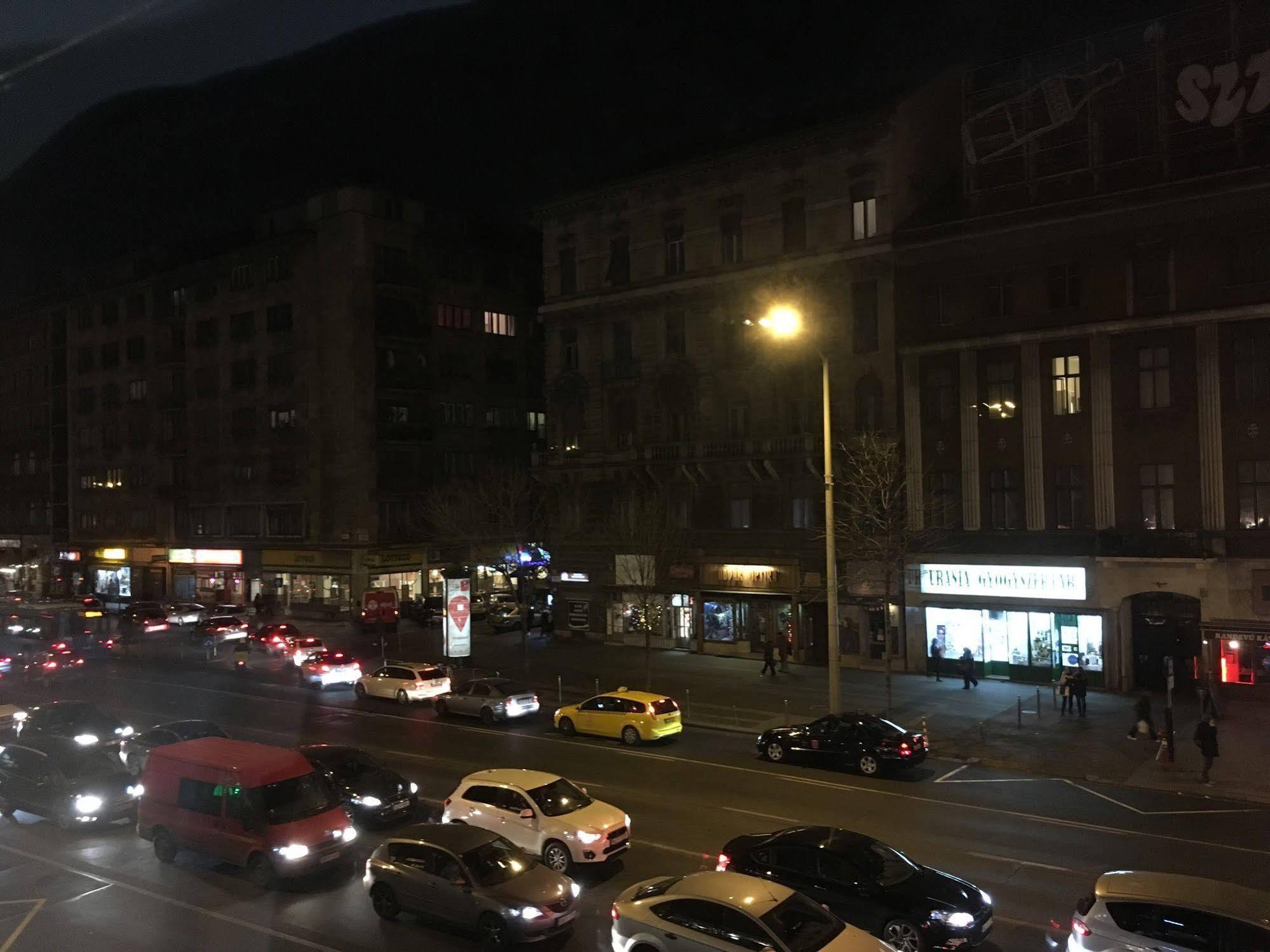 Hotel California Budapest Eksteriør billede