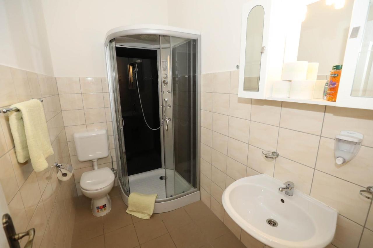 Hotel California Budapest Eksteriør billede