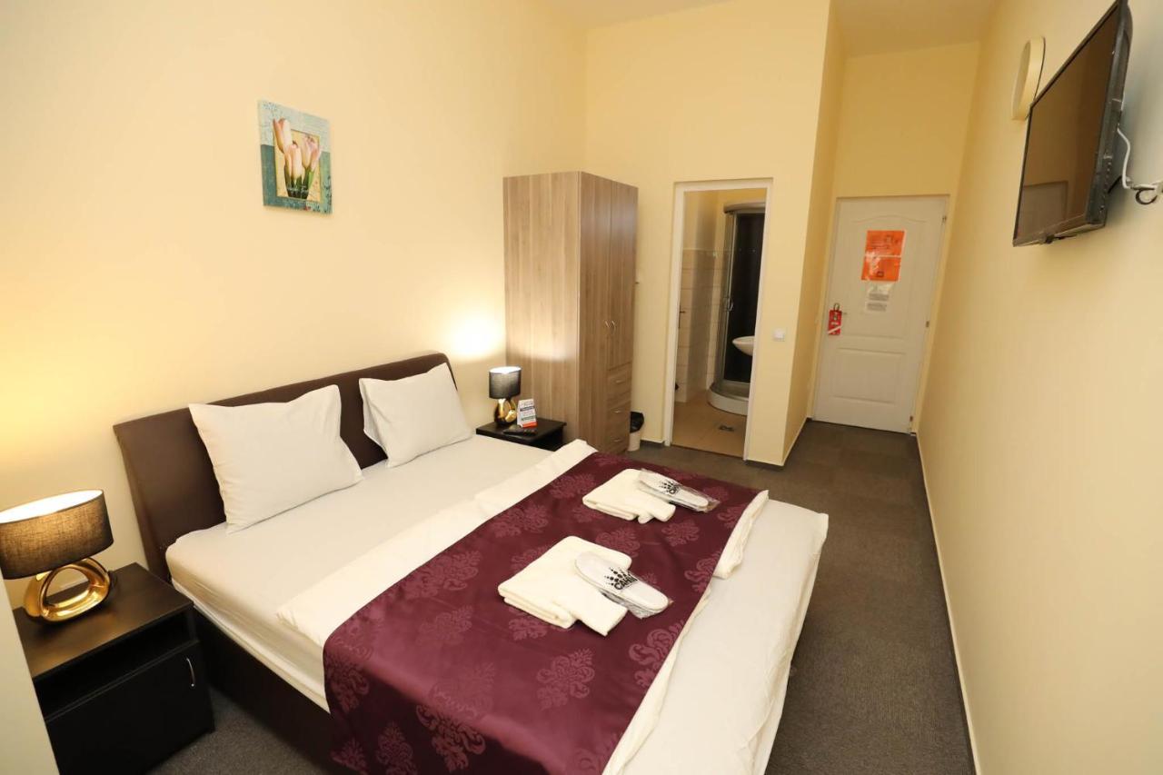 Hotel California Budapest Eksteriør billede