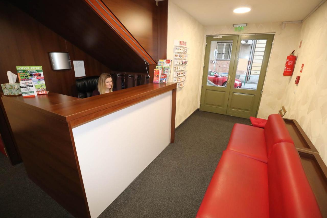 Hotel California Budapest Eksteriør billede